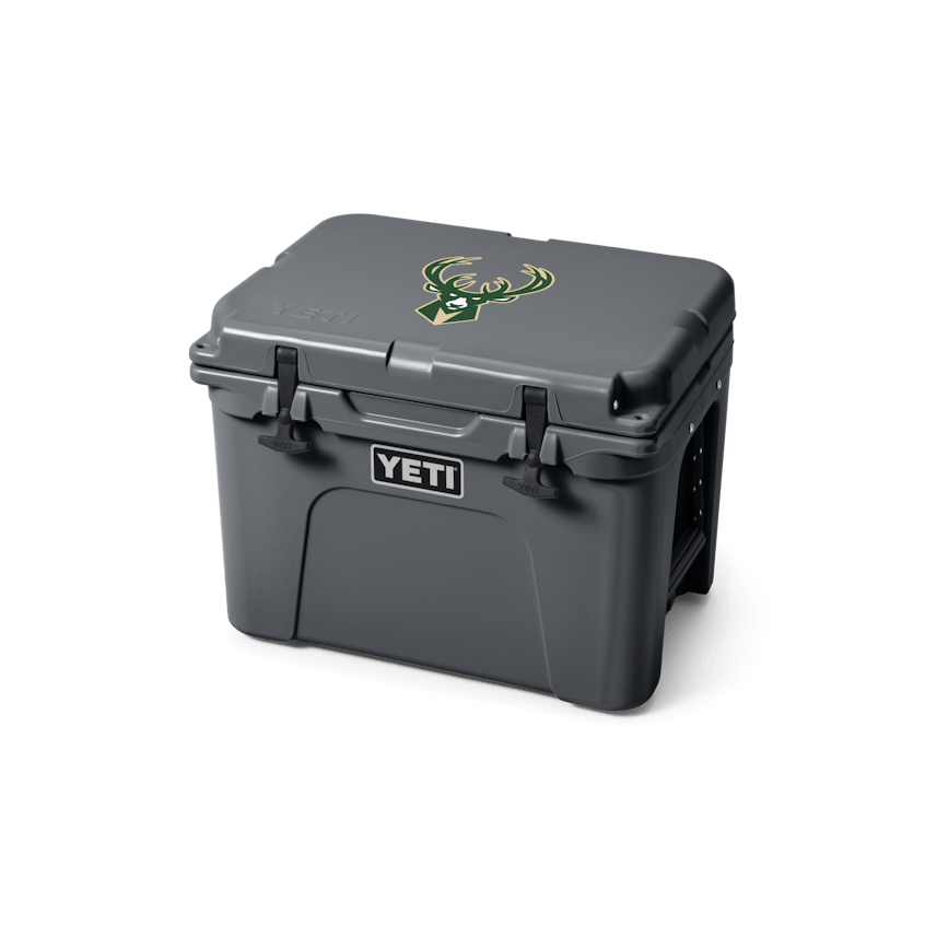Milwaukee Bucks Tundra® 35 Hard Cooler