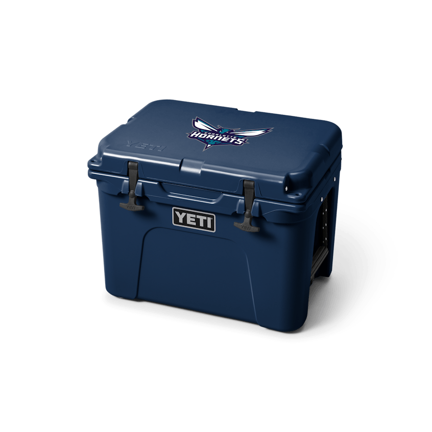 Charlotte Hornets Tundra® 35 Hard Cooler